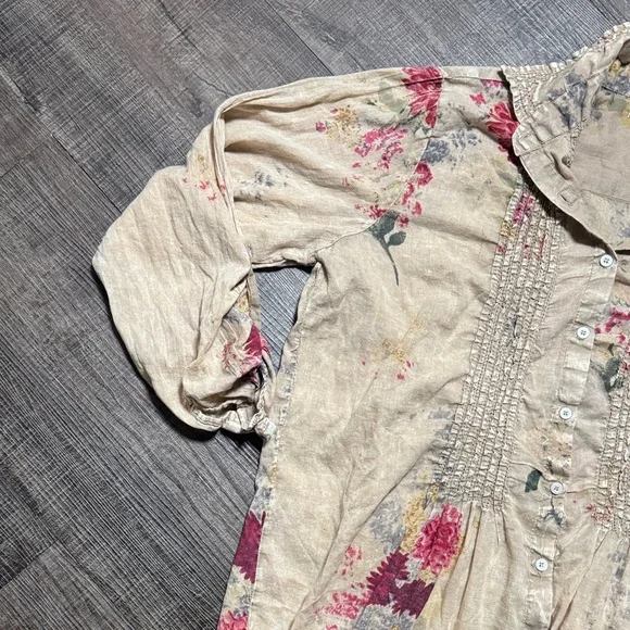 Floral Button-Down Shirt in Cream and Pink - Picture 2 of 9